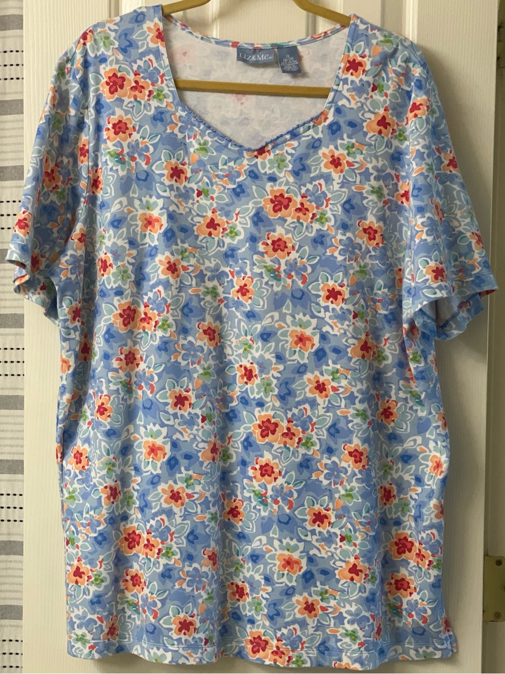 Liz & Me Blue Floral V-Neck Short Sleeve Tunic Top Size 1X 18/20